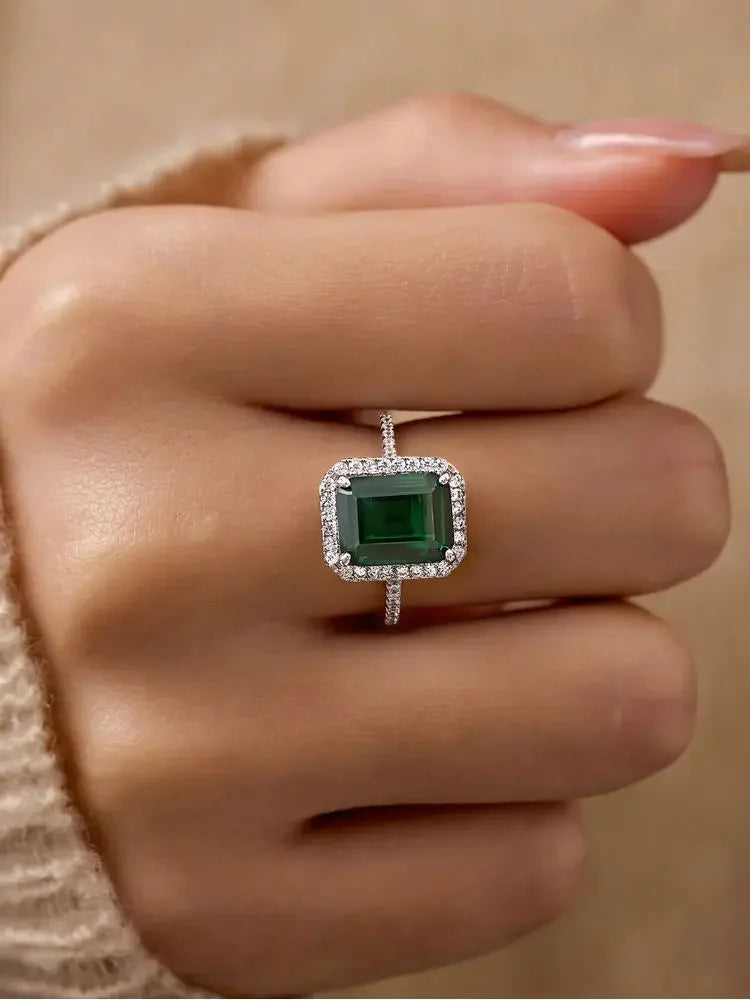 925 Sterling Silver Classic Vintage Emerald Cubic Zirconia Ring For Anniversary Luxury Jewellery.