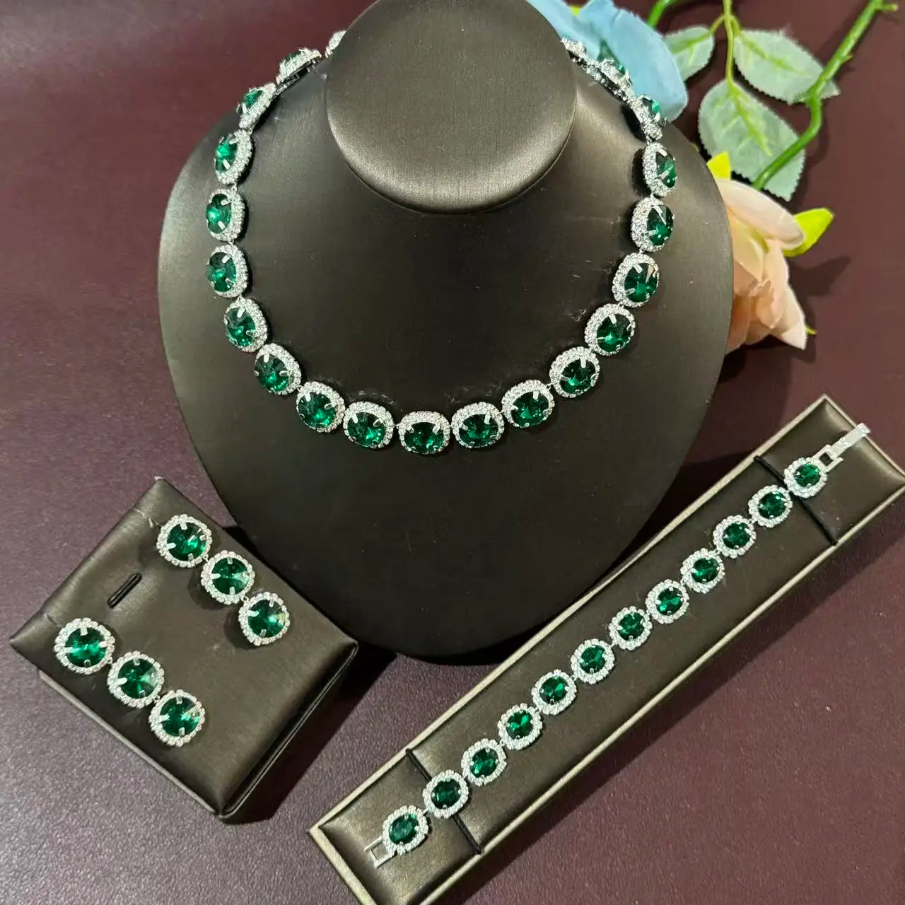European and American necklace, earring, bracelet set, high-end bridal jewelry set, accessories suitable for daily wear at parti