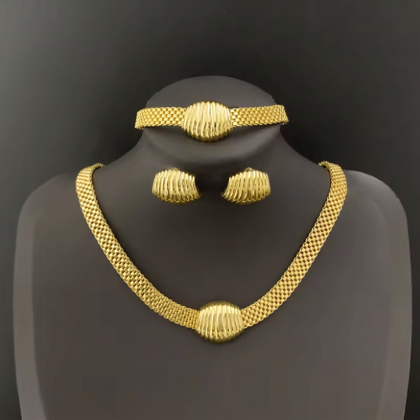 18k gold plated Necklace Earrings Bracelet Jewellery Set.