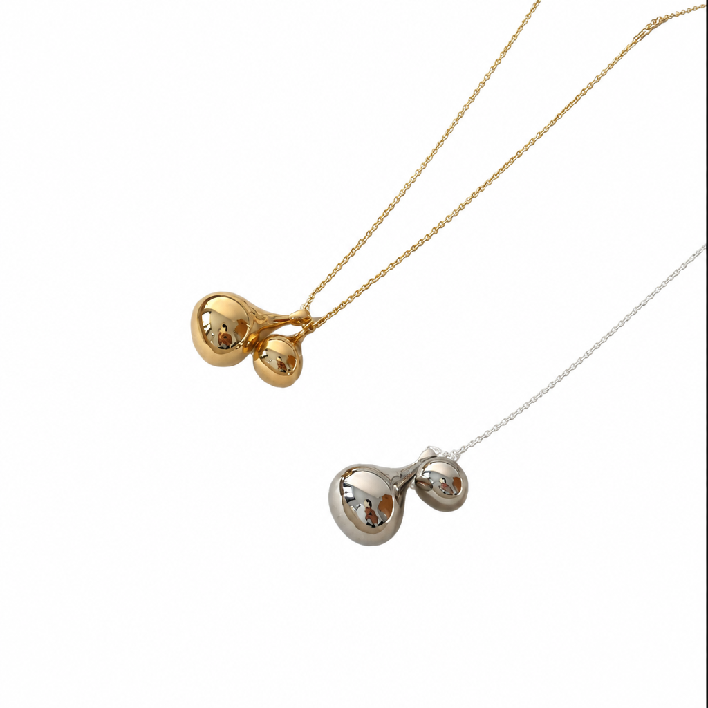 Jewellery photo with the lettering removed